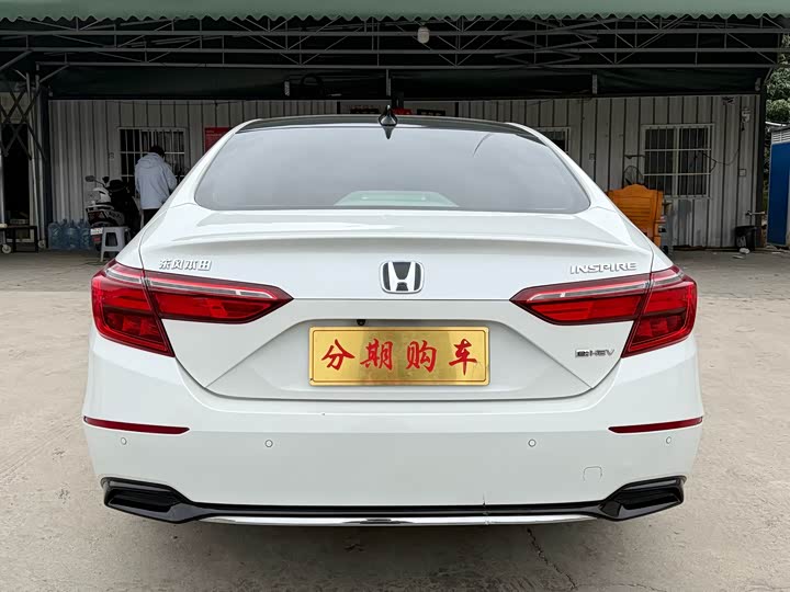 Фото 7 - Honda Inspire