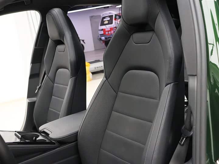 Фото 4 - Porsche Panamera