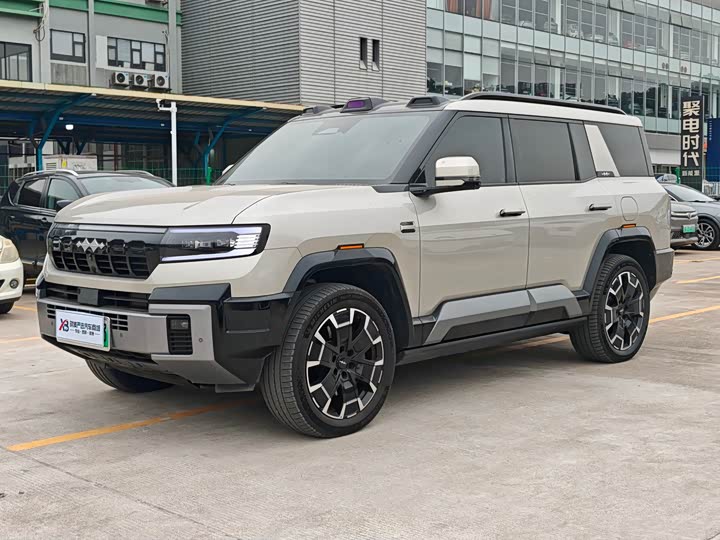 Фото 1 - BYD FangChengBao Leopard 8