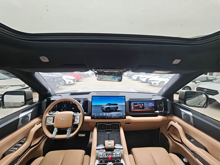 Фото 4 - BYD FangChengBao Leopard 8