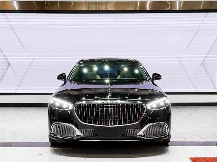 Фото 4 - Mercedes-Benz Maybach S-Class