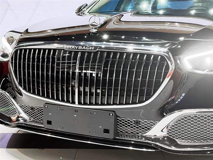 Фото 6 - Mercedes-Benz Maybach S-Class