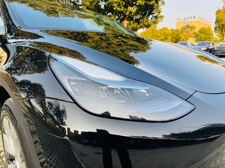 Фото 5 - Tesla Model Y