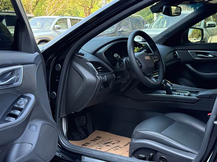 Фото 5 - Cadillac CT5