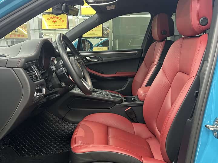 Фото 9 - Porsche Macan