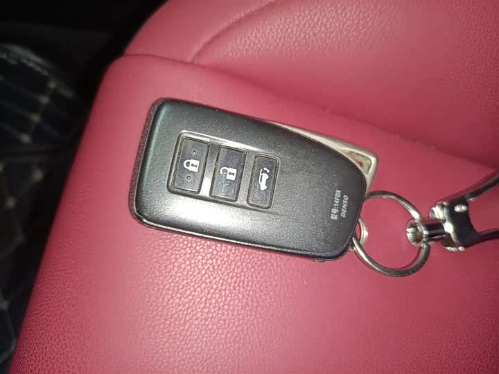 Фото 9 - Lexus NX