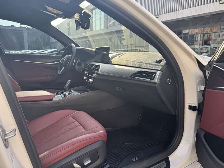 Фото 5 - BMW 5 Series