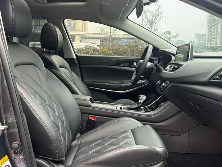 Фото 7 - Changan Raeton CC