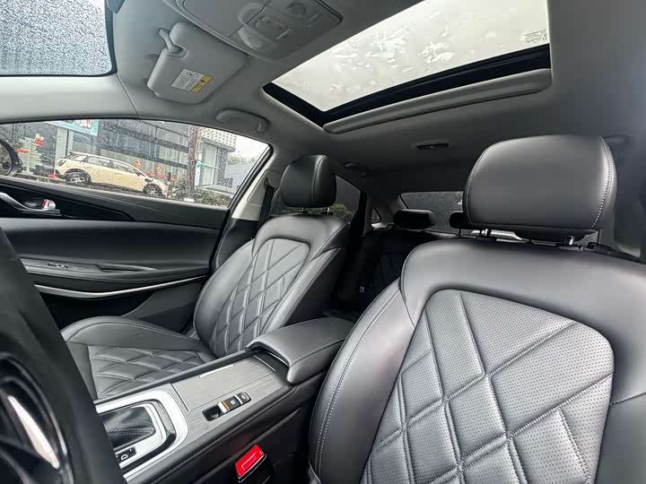 Фото 9 - Changan Raeton CC