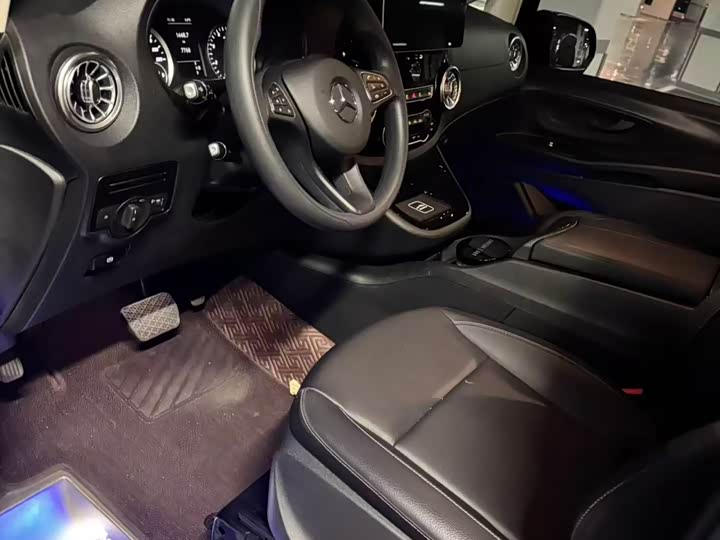 Фото 5 - Mercedes-Benz Vito