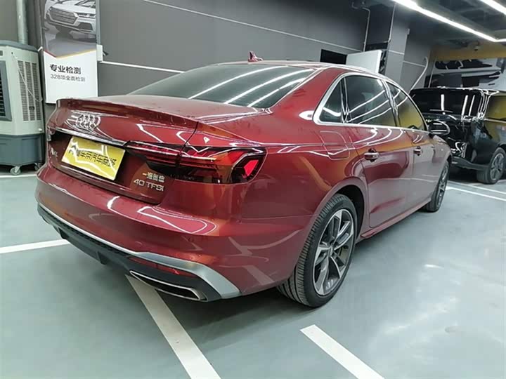 Фото 5 - Audi A4L