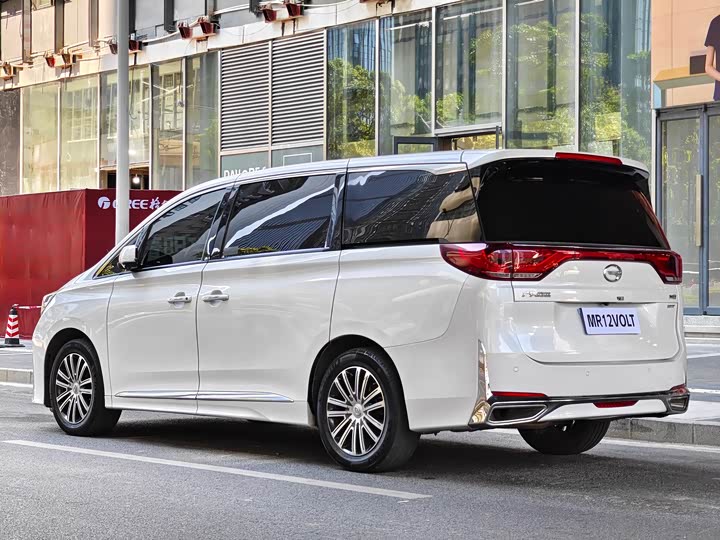 Фото 9 - GAC Trumpchi M8