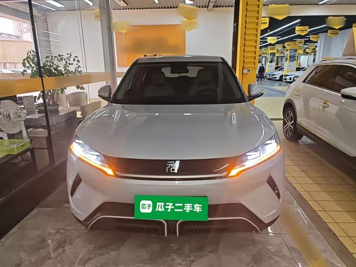 Фото 3 - BYD Yuan Up