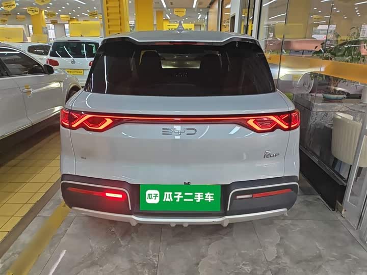 Фото 6 - BYD Yuan Up