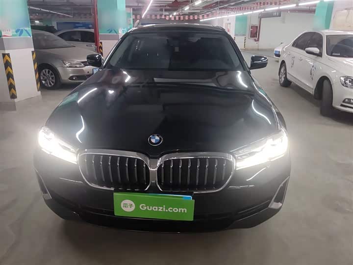 Фото 3 - BMW 5 Series