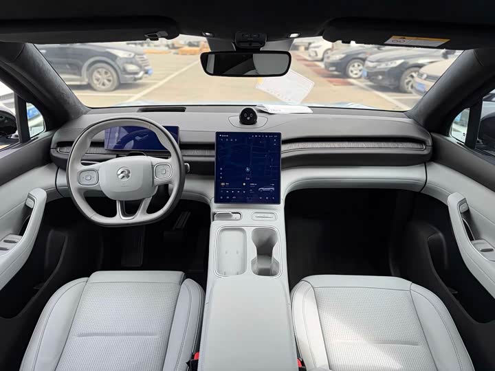 Фото 4 - Nio ES6