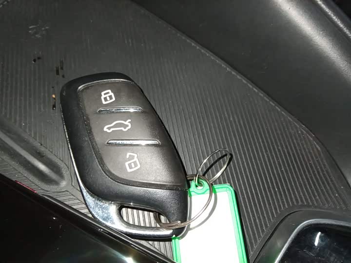 Фото 9 - MG Motor 5