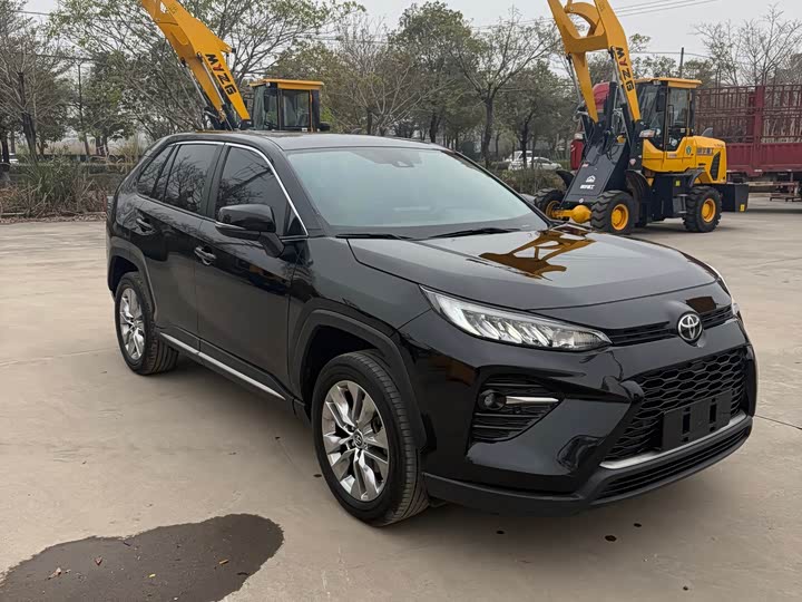 Фото 3 - Toyota Wildlander