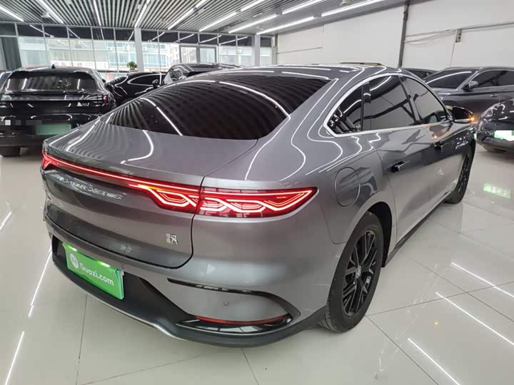 Фото 7 - BYD Han