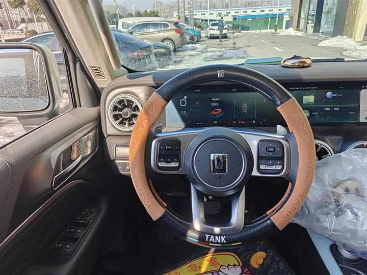 Фото 5 - Tank 300