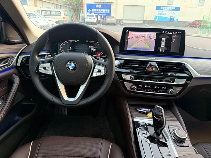 Фото 6 - BMW 5 Series