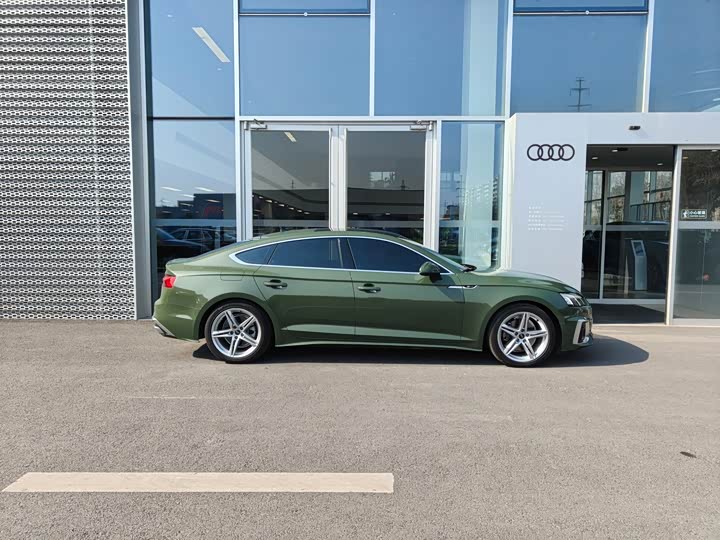 Фото 3 - Audi A5