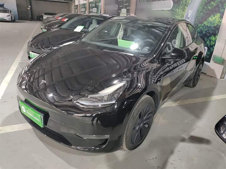Фото 2 - Tesla Model Y