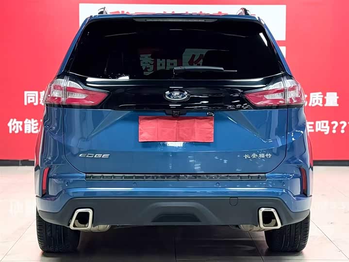 Фото 5 - Ford Edge