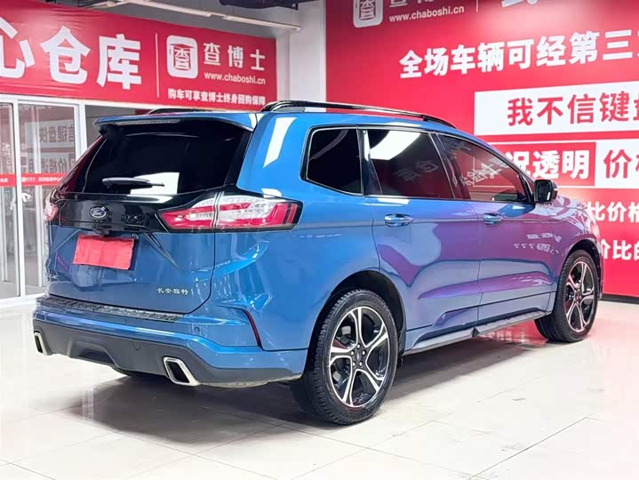 Фото 6 - Ford Edge