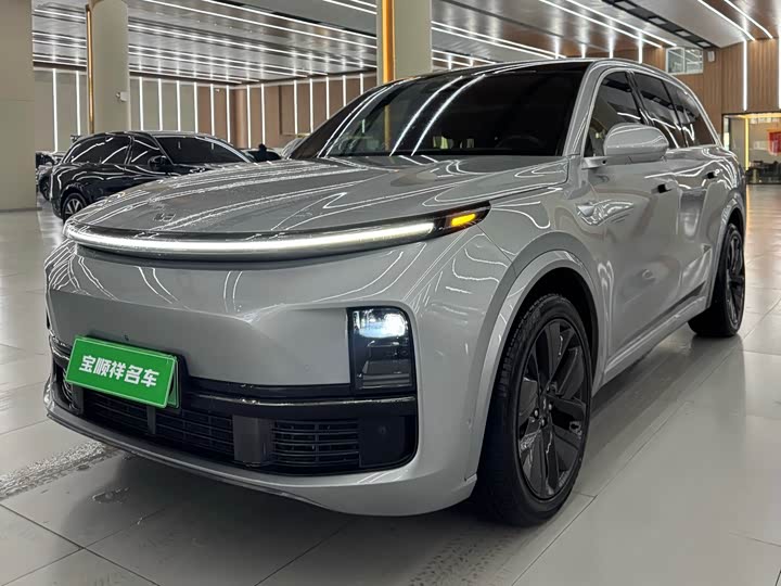 Фото 1 - LiXiang L8