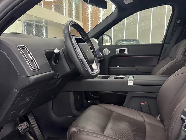 Фото 3 - LiXiang L8