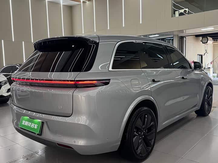 Фото 8 - LiXiang L8