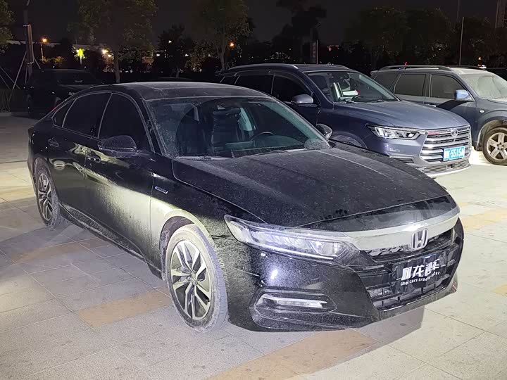 Фото 3 - Honda Accord