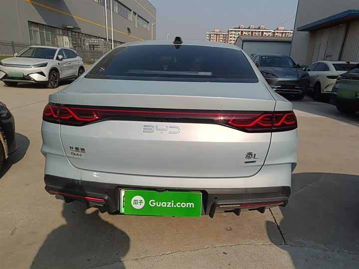 Фото 6 - BYD Qin L