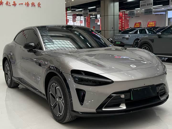 Фото 2 - Xiaomi YU7