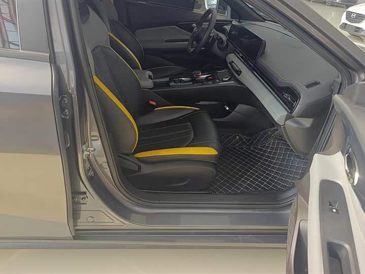 Фото 8 - GAC Trumpchi Empow R