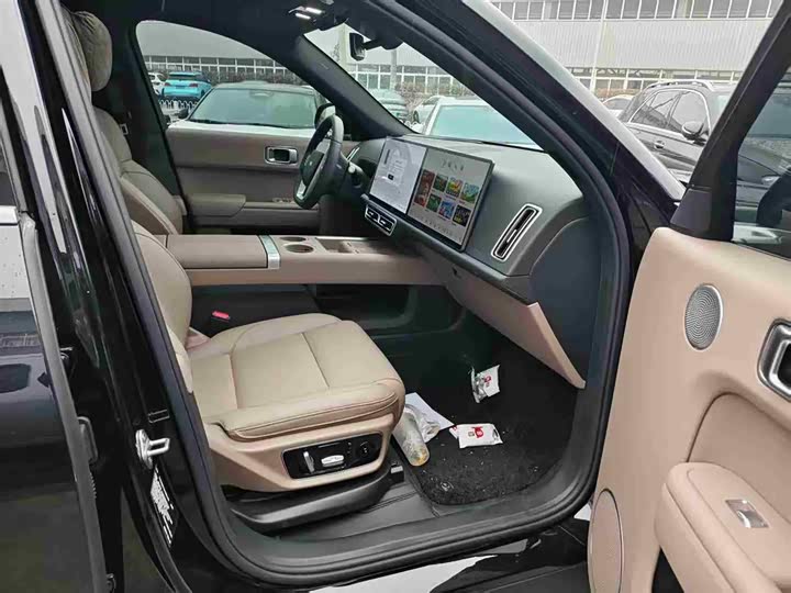 Фото 7 - LiXiang L7