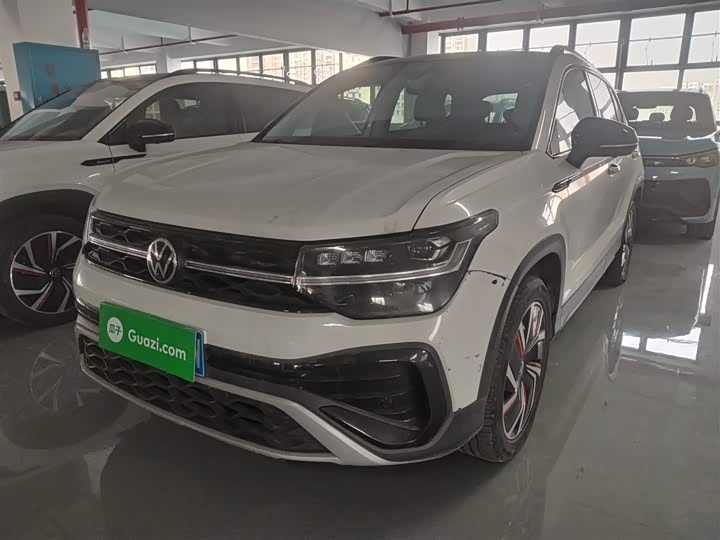 Фото 2 - Volkswagen Tharu