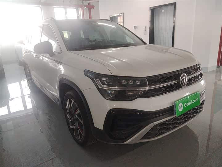 Фото 4 - Volkswagen Tharu