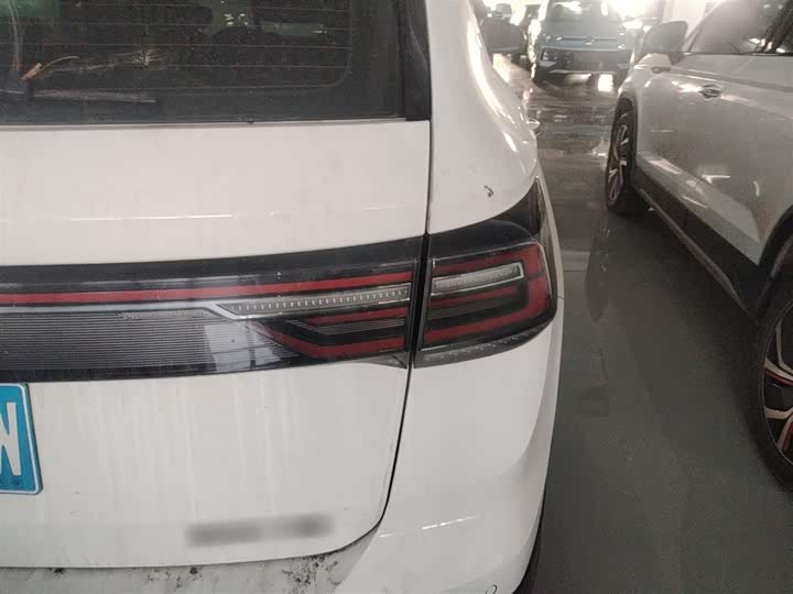 Фото 8 - Volkswagen Tharu