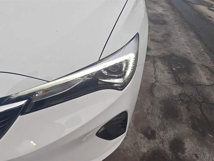 Фото 5 - Buick Verano