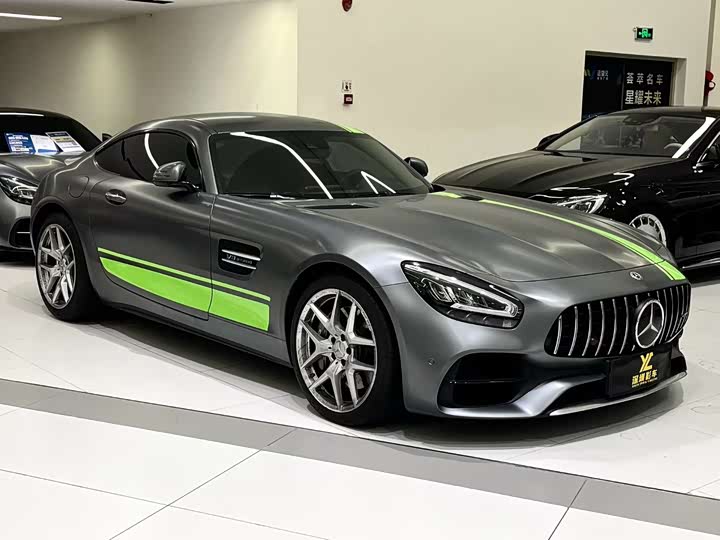 Фото 3 - Mercedes-Benz AMG GT
