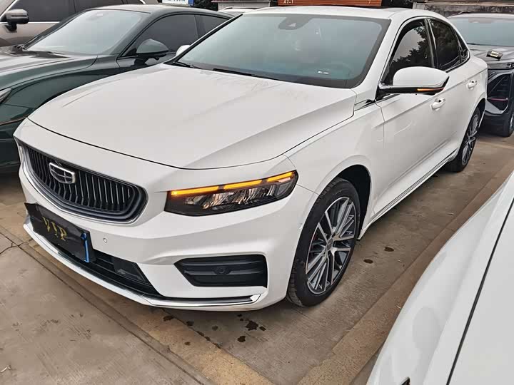 Фото 1 - Geely Preface