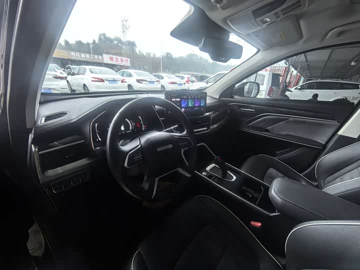 Фото 8 - Haval H6