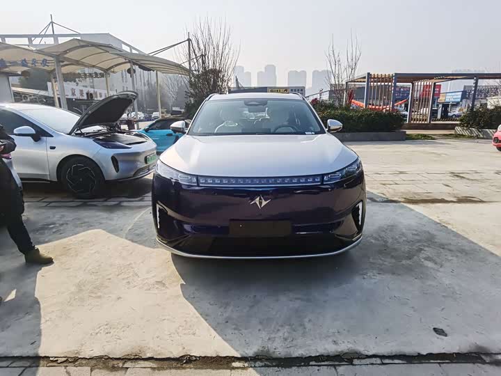 Фото 2 - Dongfeng Yipai eπ 008