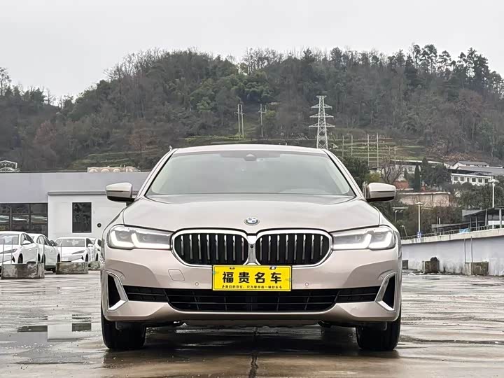 Фото 2 - BMW 5 Series