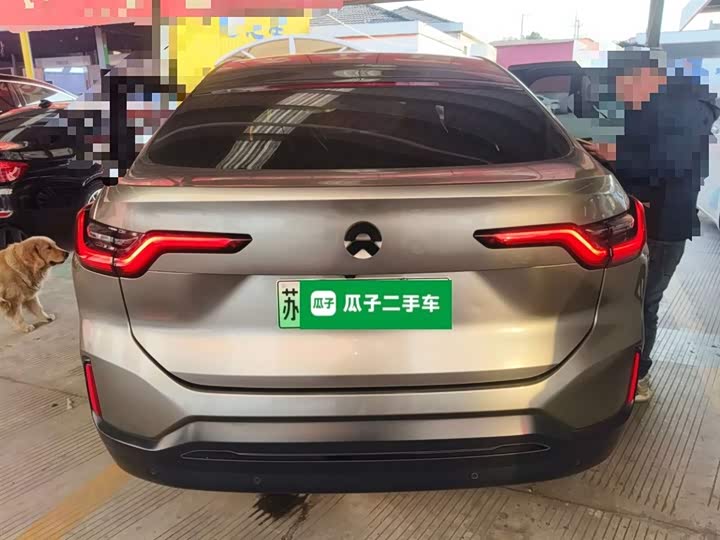 Фото 6 - Nio EC6