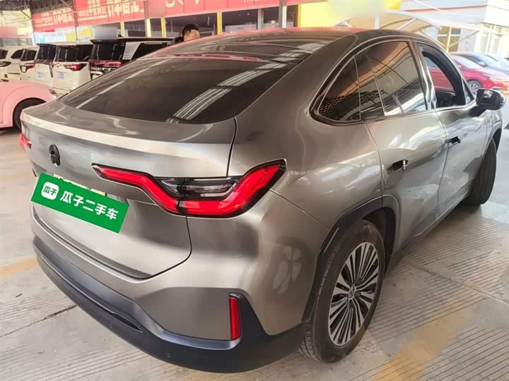 Фото 7 - Nio EC6