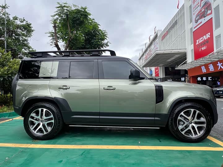 Фото 4 - Land Rover Defender