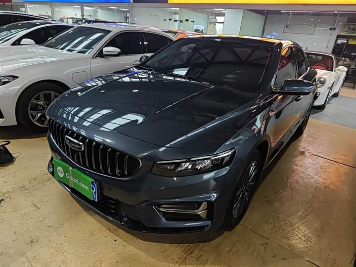 Фото 1 - Geely Preface